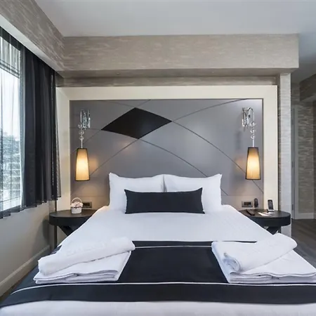 Hotell Bilek Hotel Kavacik 3*